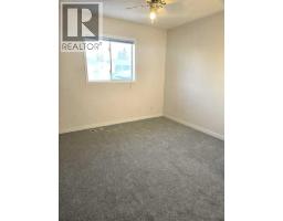 182 Coventry Close NE - photo 23