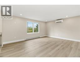 1081 Ohio Road, photo 3