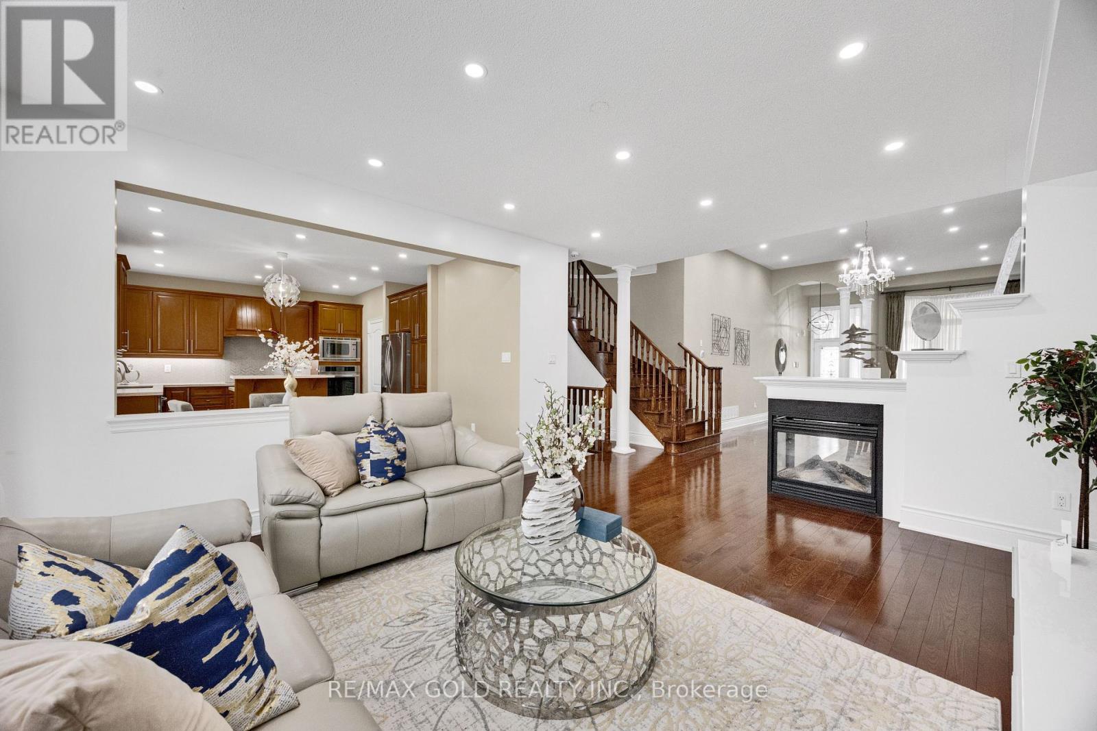 120 Watsonbrook Drive, Brampton, ON photo 12