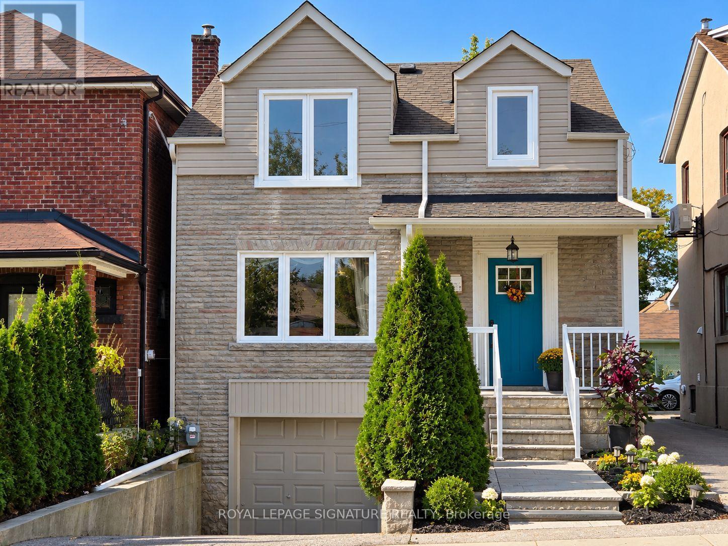26 Fairbank Avenue, Toronto, ON photo 1