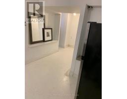 26 Fairbank Avenue, Toronto, ON M6E3Y4 Photo 12