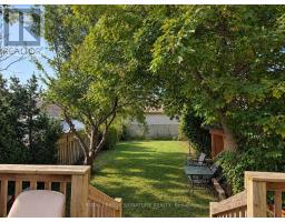 26 Fairbank Avenue, Toronto, ON M6E3Y4 Photo 17