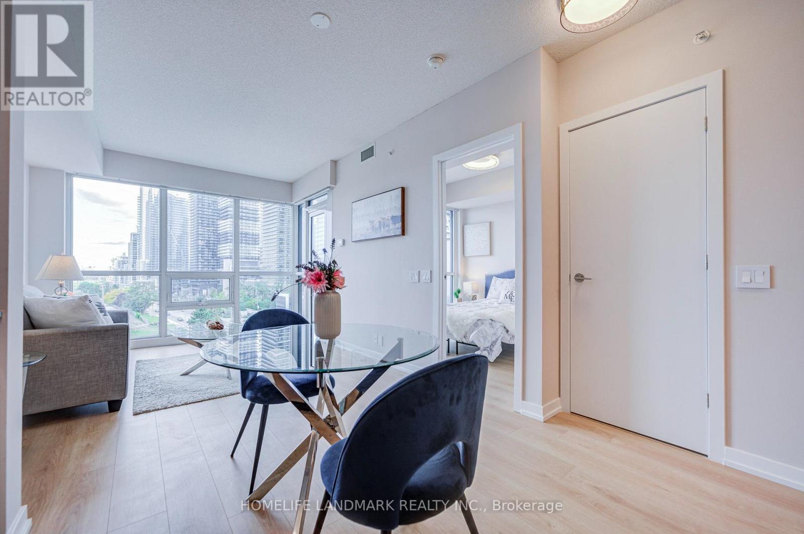 #1008 2200 LAKESHORE BOULEVARD W - 9
