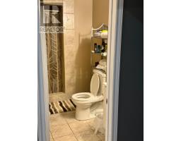 Bsmnt - 31 Dunlop Court, Brampton, ON L6X4Z8 Photo 17