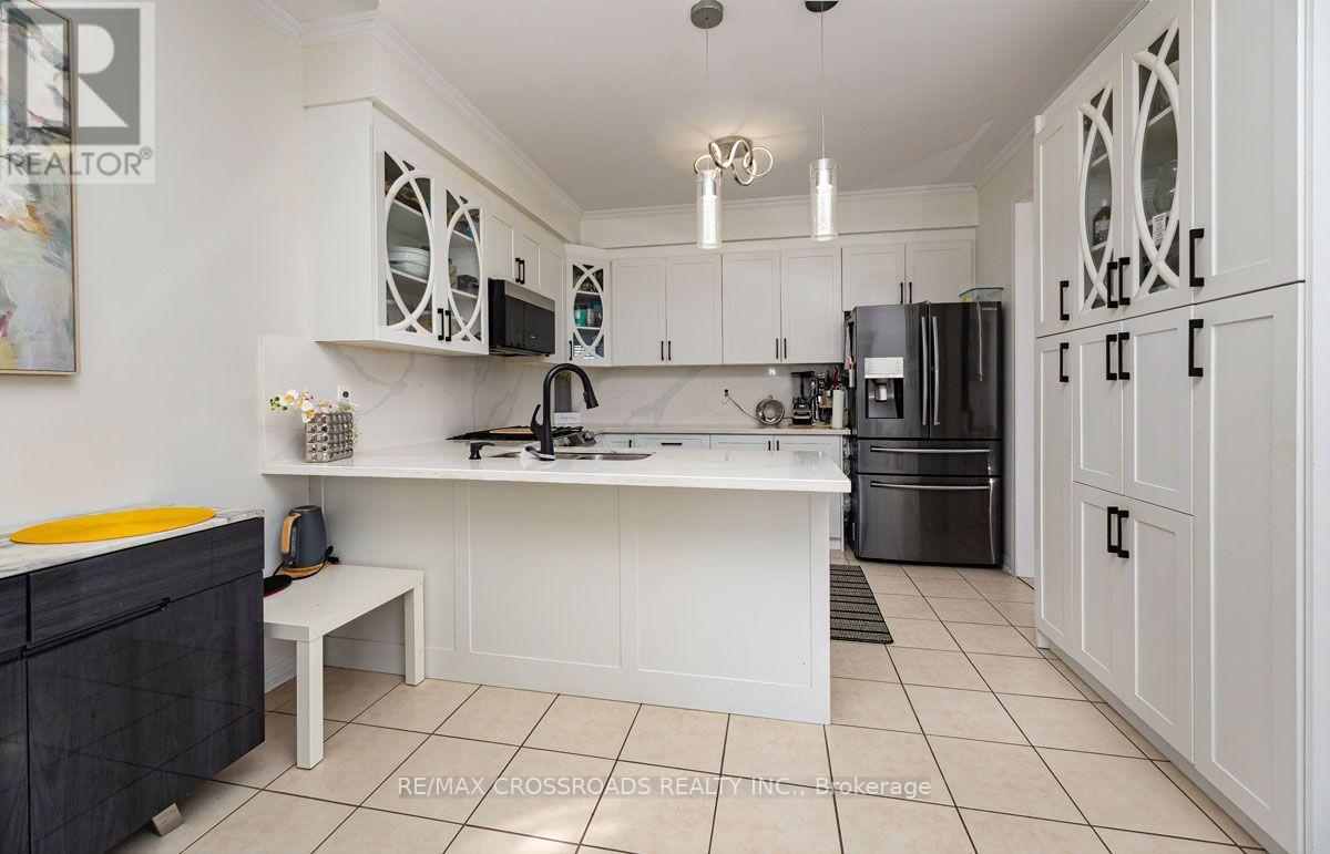 1090 Trudeau Drive, Milton, ON photo 13