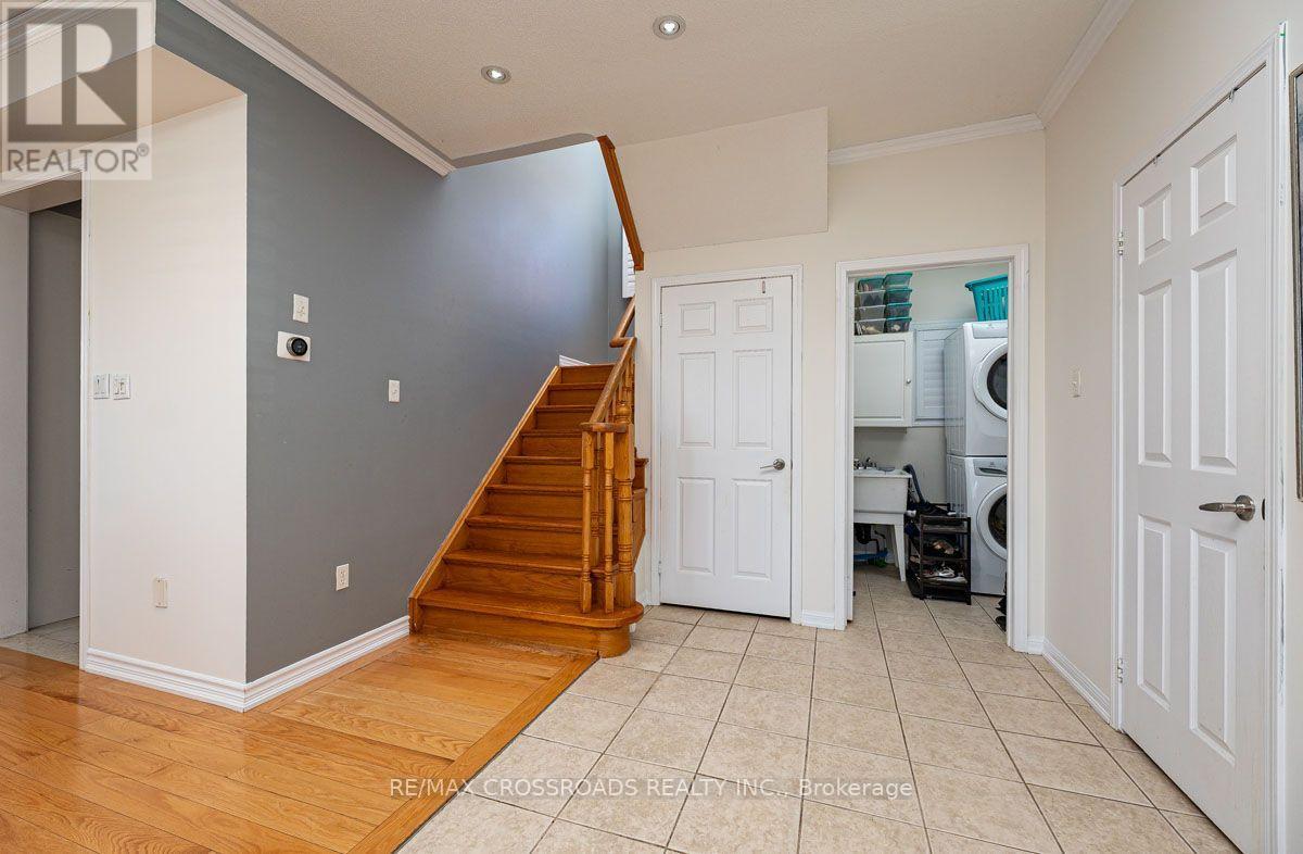 1090 Trudeau Drive, Milton, ON photo 15