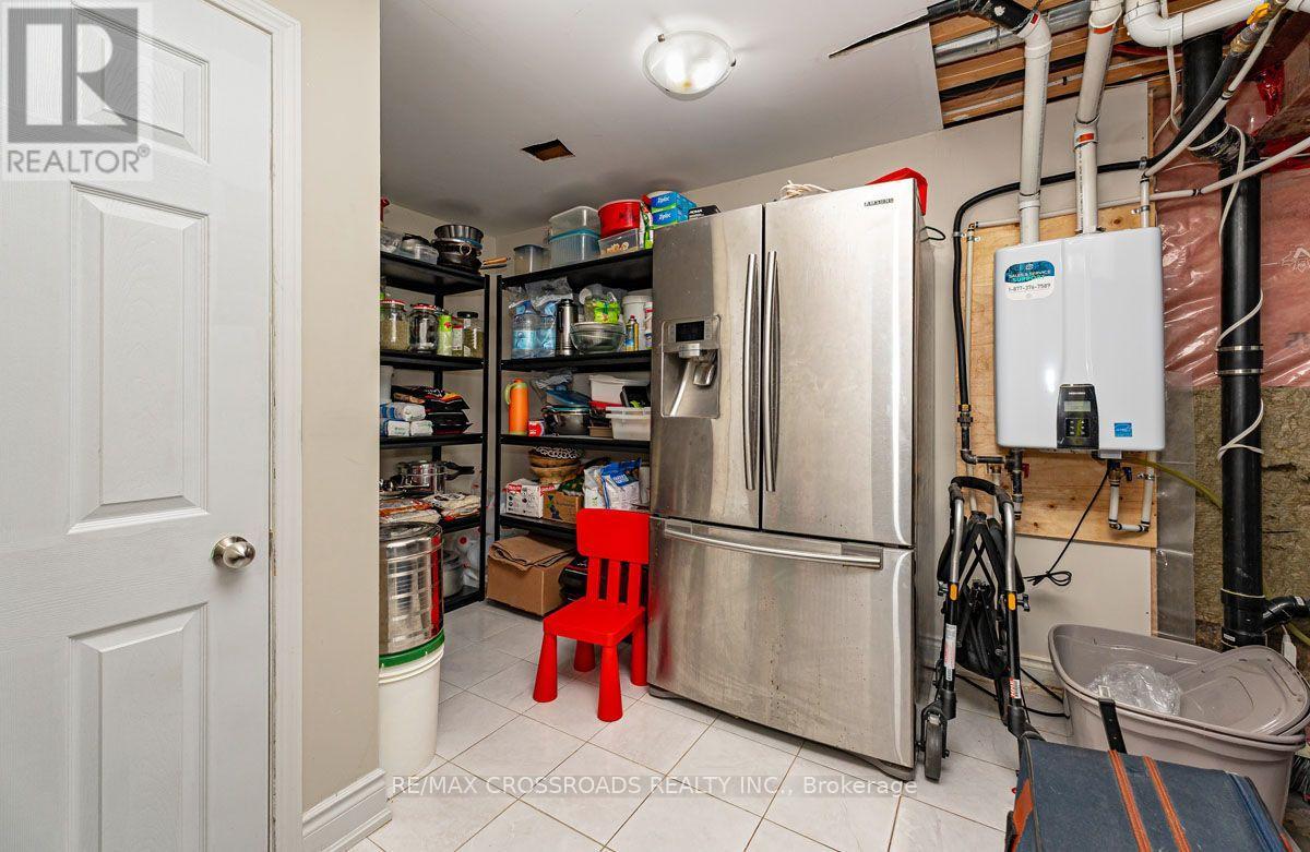 1090 Trudeau Drive, Milton, ON photo 23