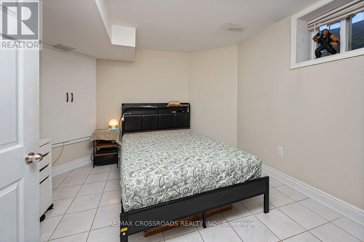 1090 Trudeau Drive, Milton, ON photo 25