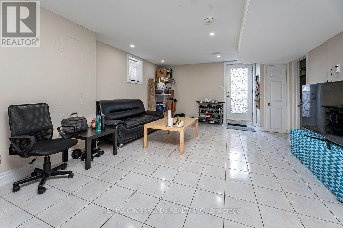 1090 TRUDEAU DRIVE - 29