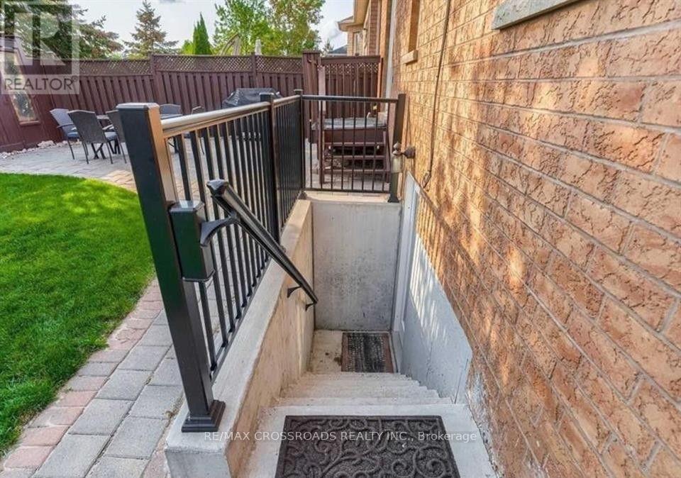 1090 TRUDEAU DRIVE - 30