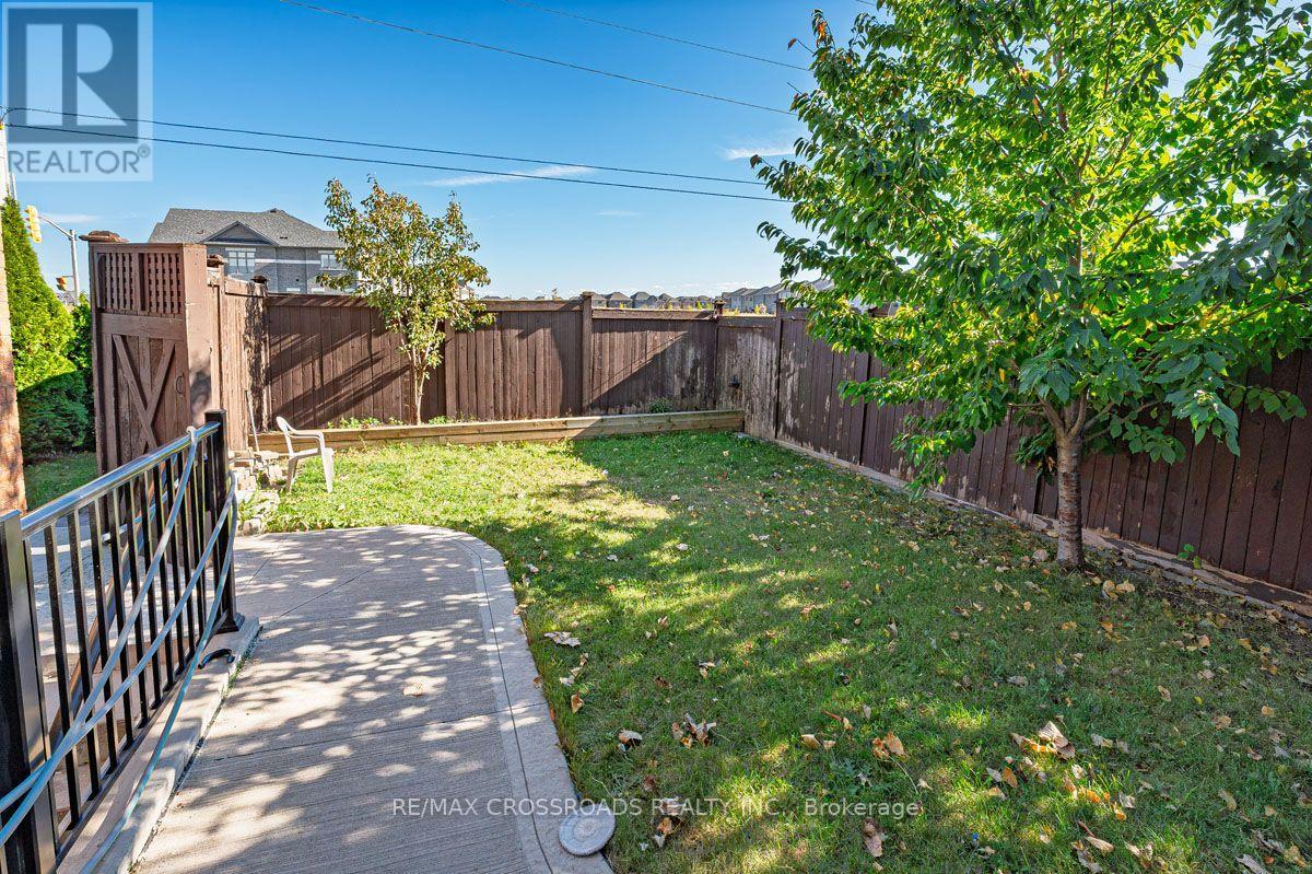 1090 Trudeau Drive, Milton, ON photo 33