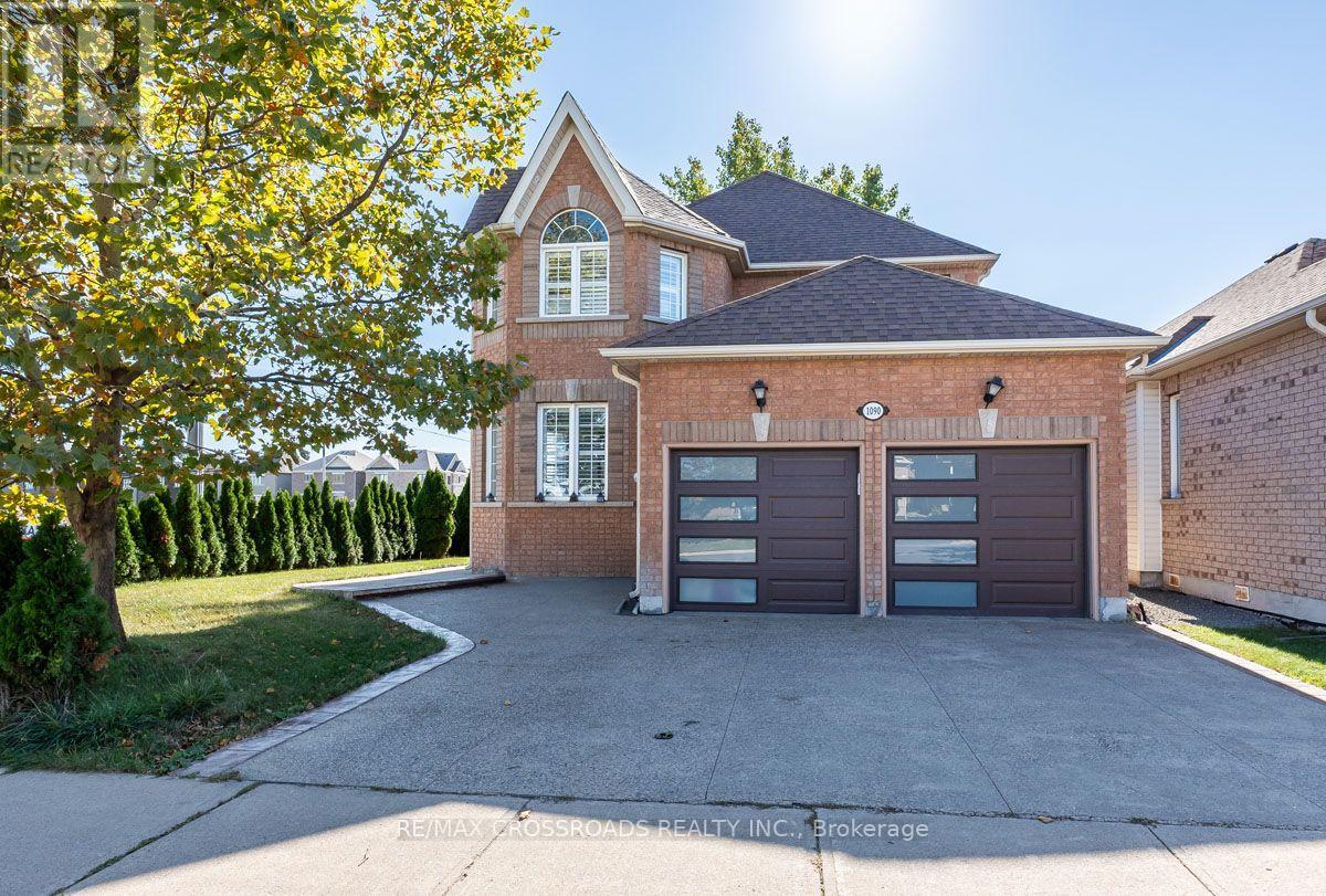1090 TRUDEAU DRIVE - 34