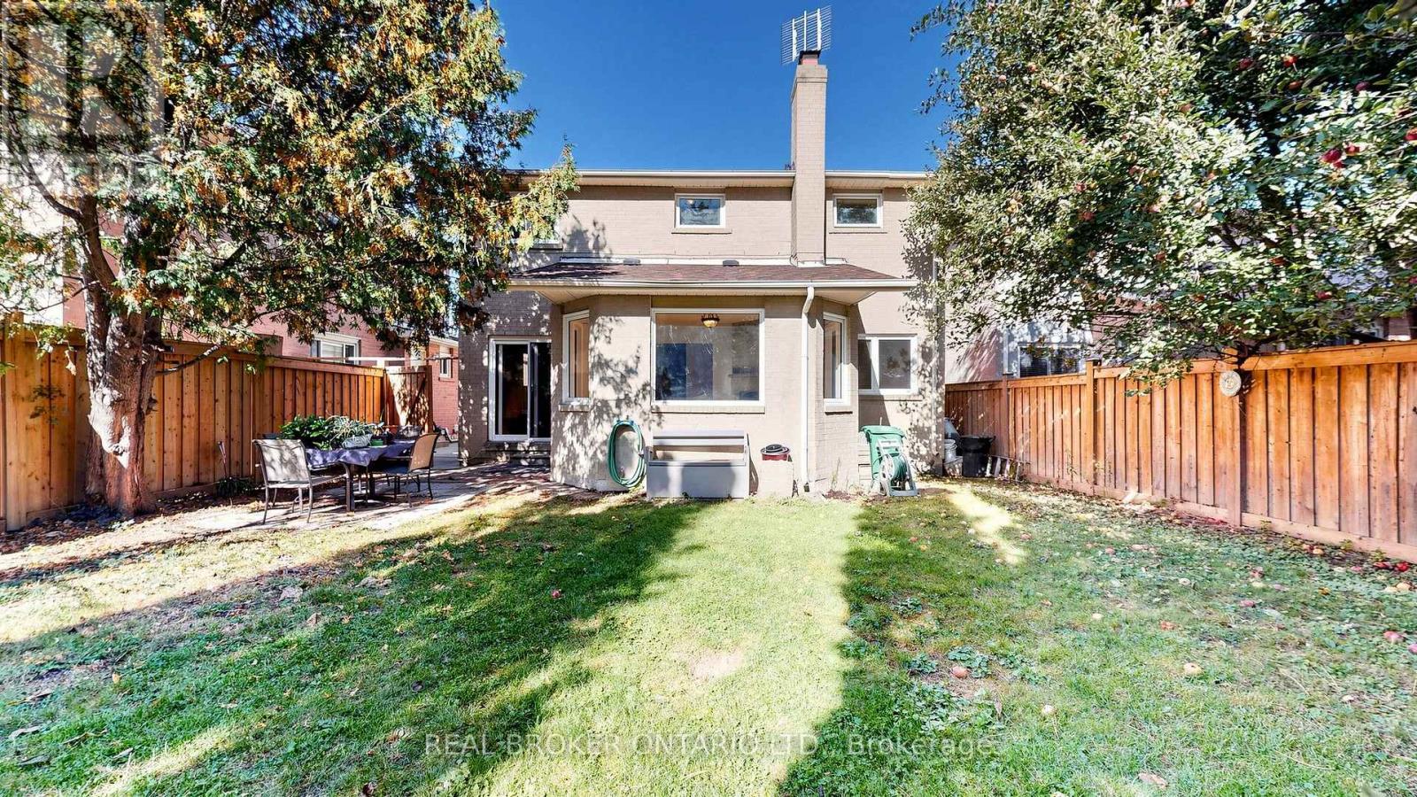 33 Fountainbridge Drive, Caledon, ON photo 23