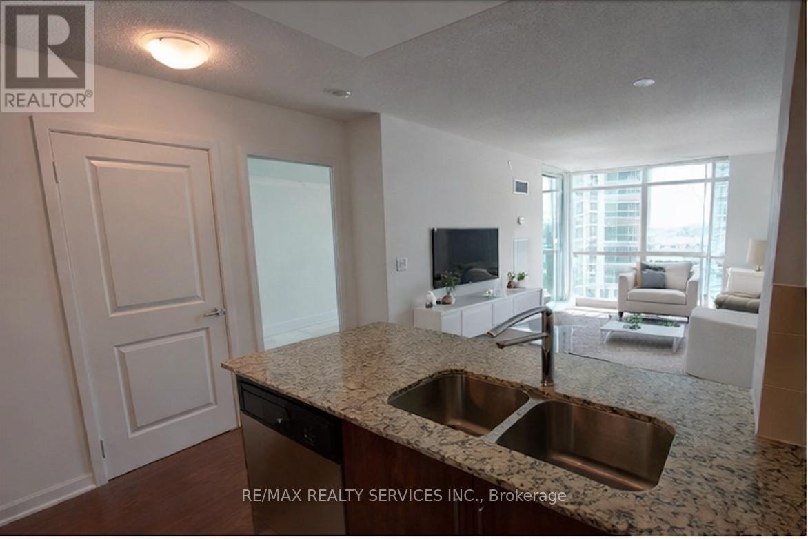 #811 205 SHERWAY GARDENS ROAD - 5