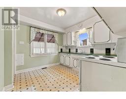 989 Pelham Avenue, Mississauga, ON L5E1L1 Photo 13