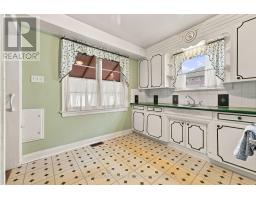 989 Pelham Avenue, Mississauga, ON L5E1L1 Photo 14