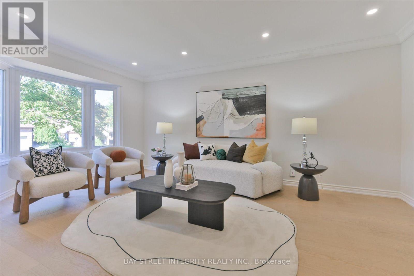 1906 Stoneybrook Court, Mississauga, ON photo 7