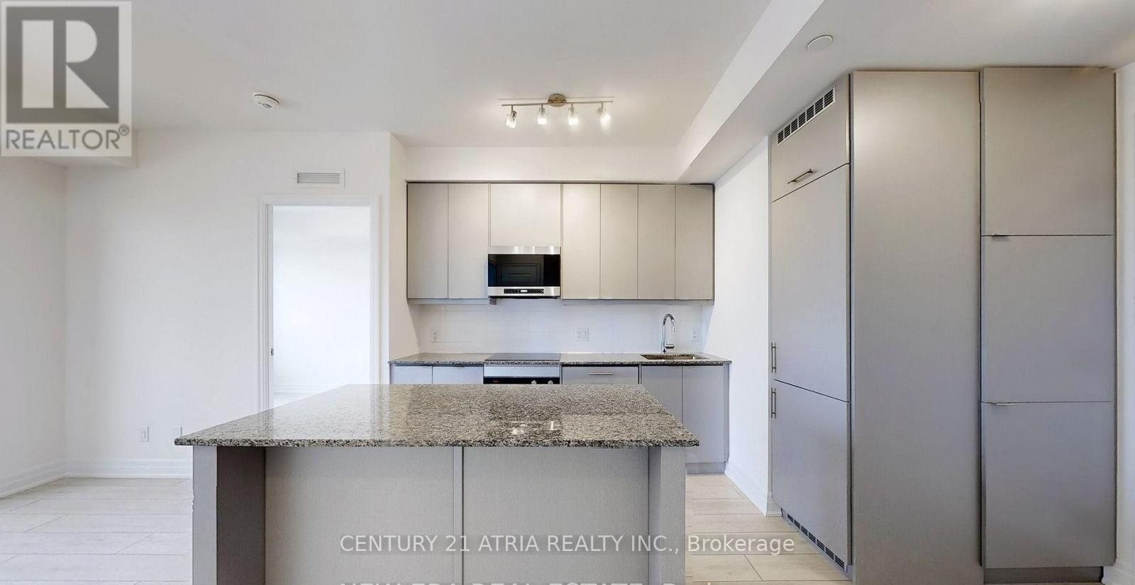 30 Elm Drive West — photo 4