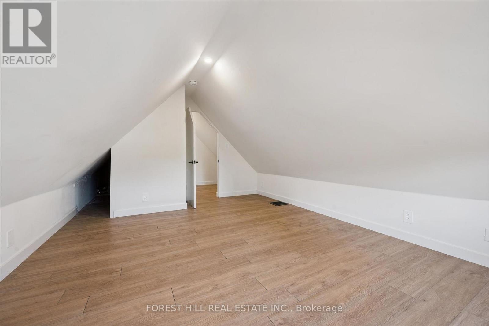121 PARK STREET - 24