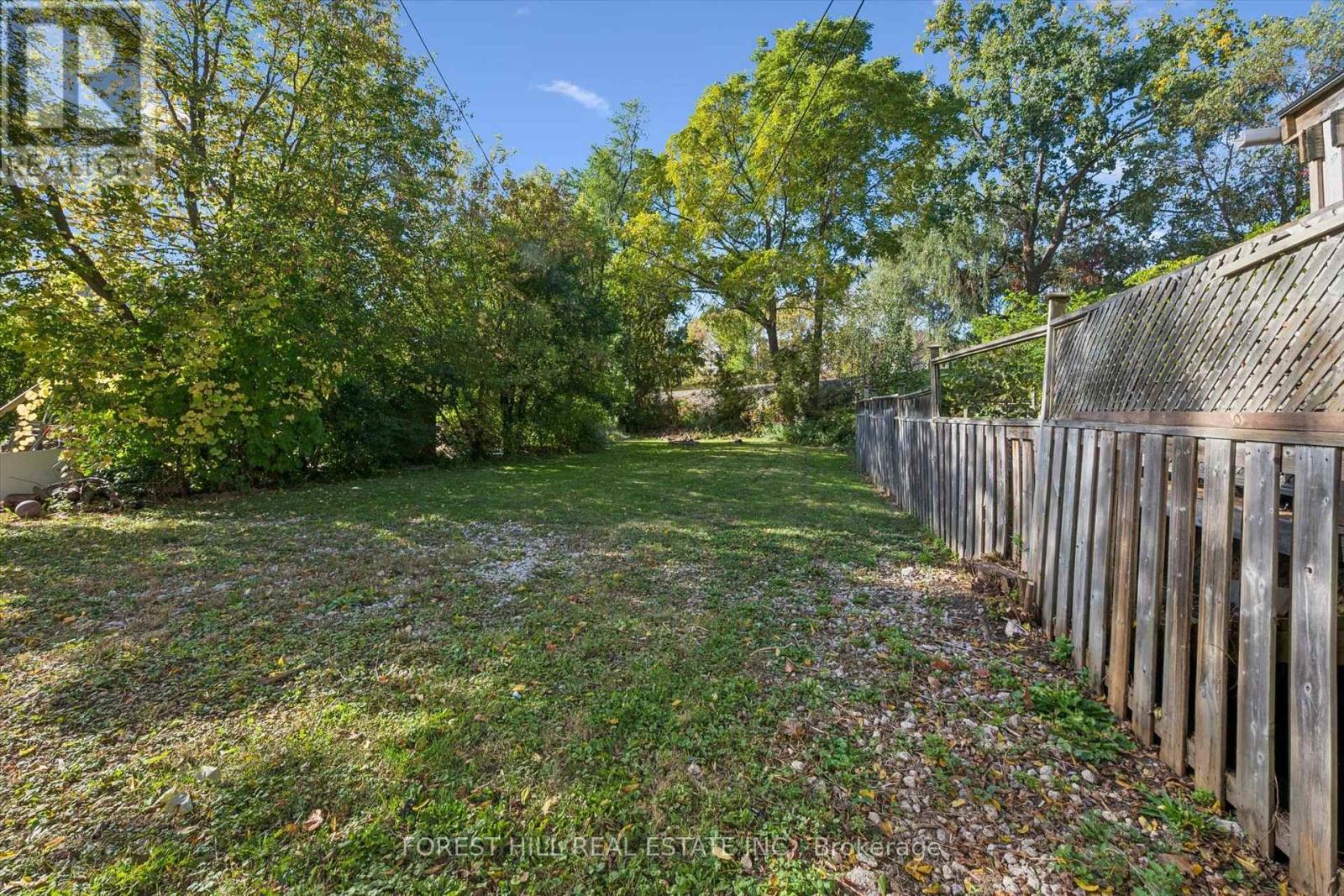 121 Park Street, Kitchener, ON photo 33