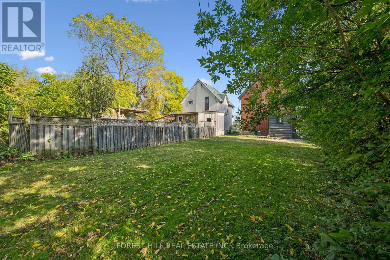 121 Park Street, Kitchener, ON photo 35