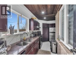 2pc Bathroom - 283 Second Road E, Stoney Creek, ON L8J3J1 Photo 13