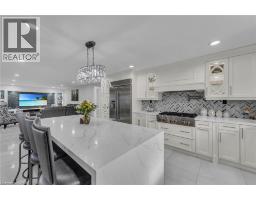5pc Bathroom - 283 Second Road E, Stoney Creek, ON L8J3J1 Photo 7