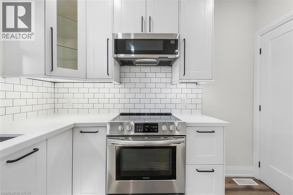 73 CLINTON Street - 8