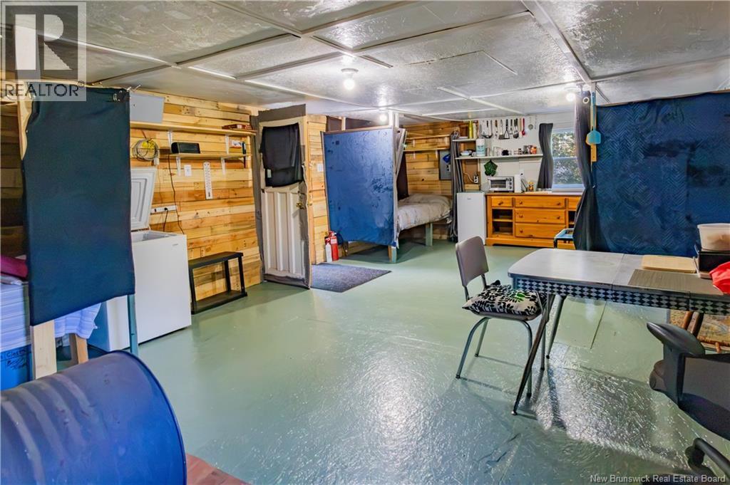 711 Bloomfield Ridge Road - 11