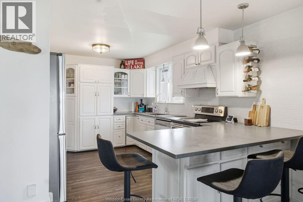 9952 ST CLAIR RD - 13