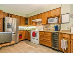 113 1442 Foster Street, White Rock, BC V4B3X7 Photo 11