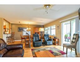 113 1442 Foster Street, White Rock, BC V4B3X7 Photo 6