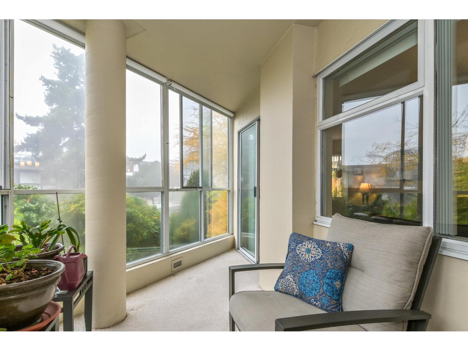113 1442 FOSTER STREET, White Rock - Image 1