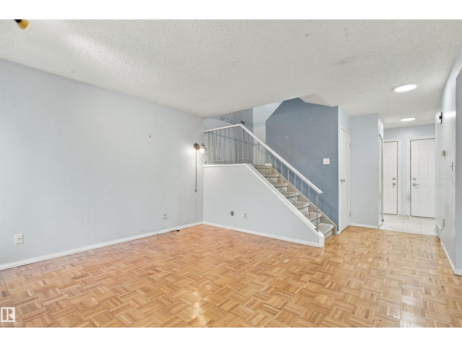 10619 Beaumaris Road NW, Beaumaris — photo 17 of 30: Property photo
