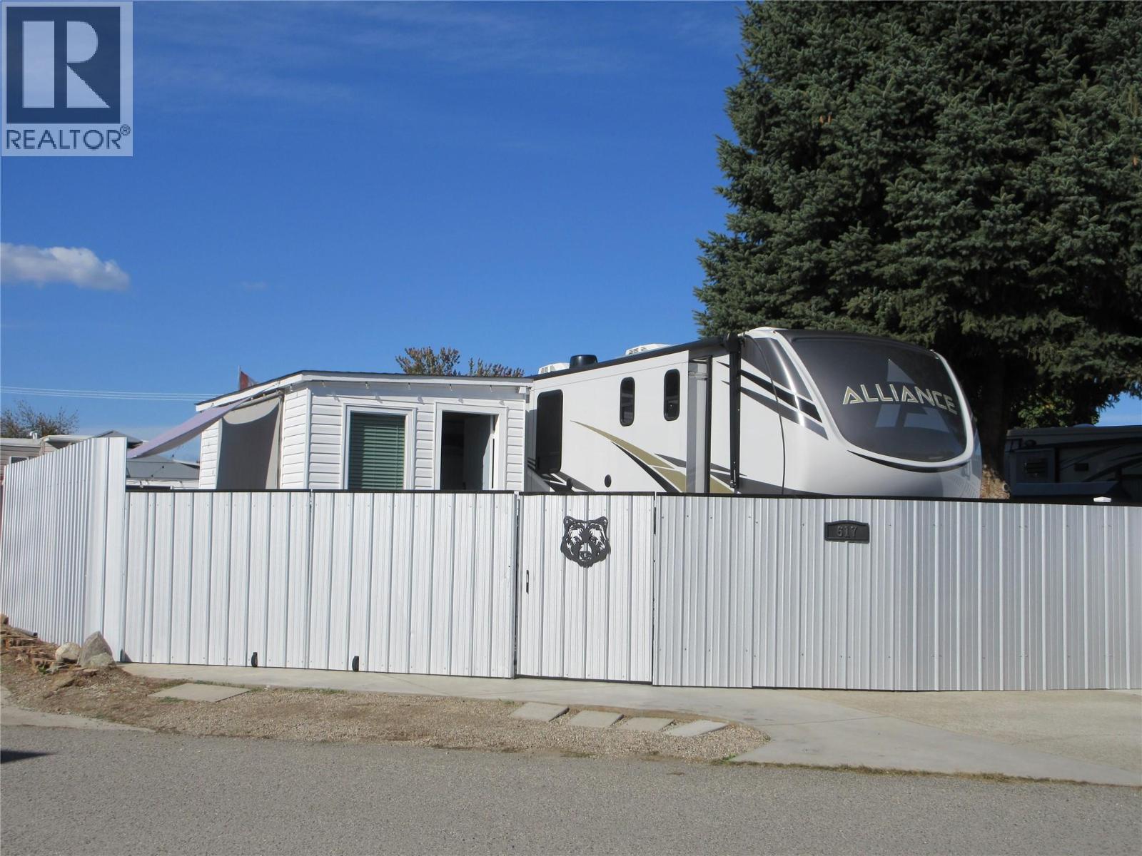 617 415 Commonwealth Road, Kelowna - Image 1