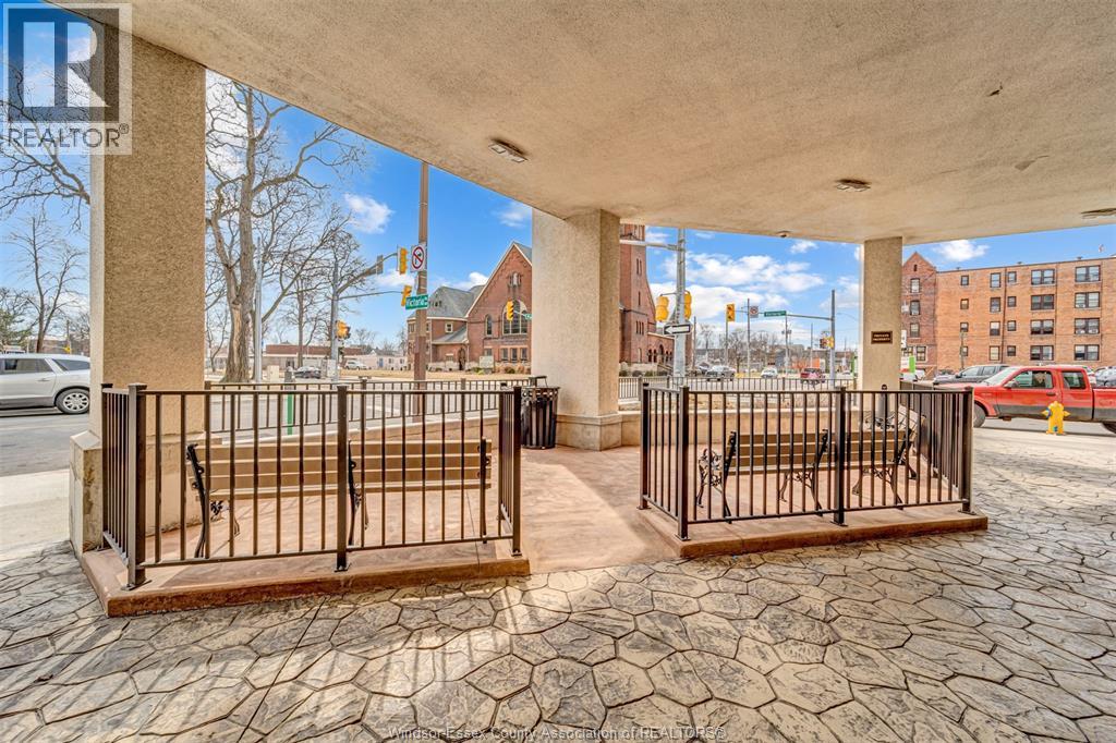 #3009 150 Park STREET West - 46