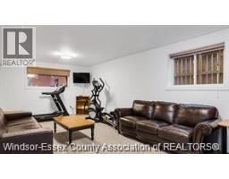 1734 Rankin, Windsor, ON N9B3W3 Photo 12
