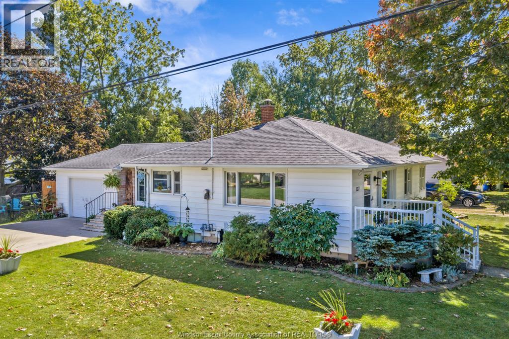 127 Baird AVENUE - 1