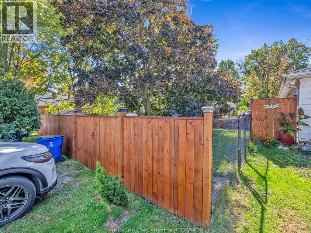 127 Baird AVENUE - 46