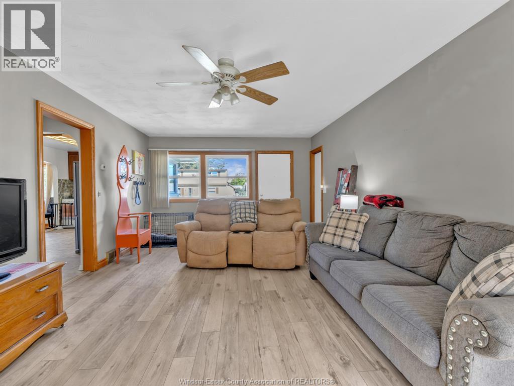 127 Baird AVENUE - 8
