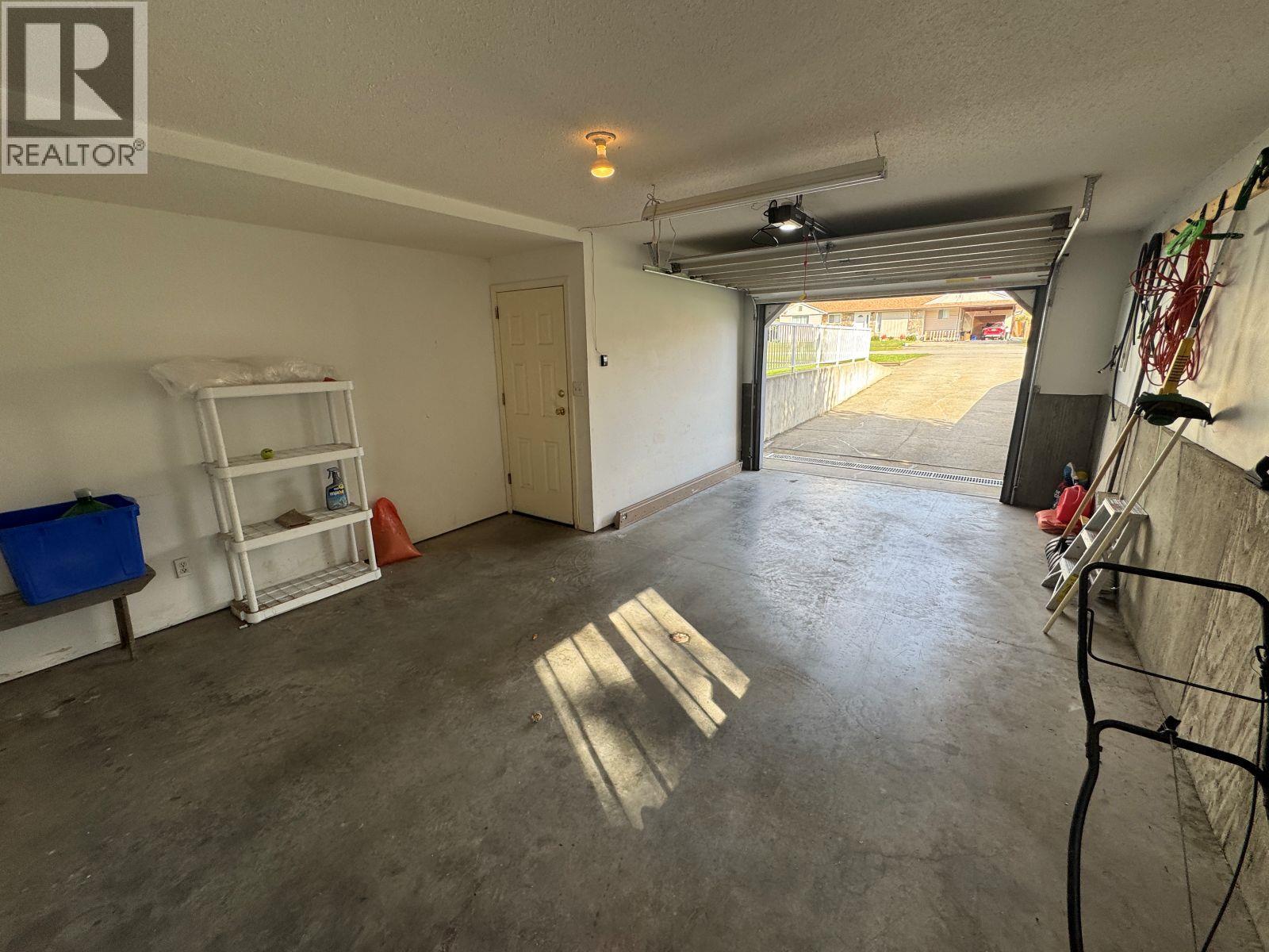 7633 16th Street - Image 32