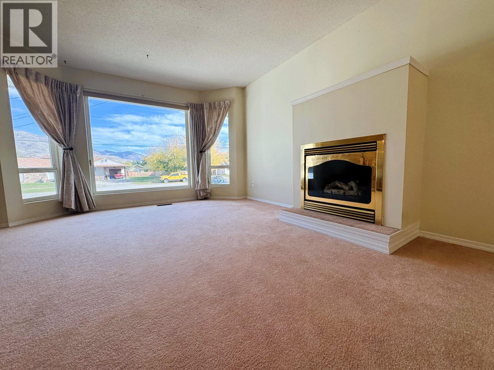 7633 16th Street - 4
