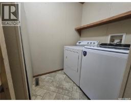 125 1st Avenue Sw, Weyburn, SK S4H2H9 Photo 12