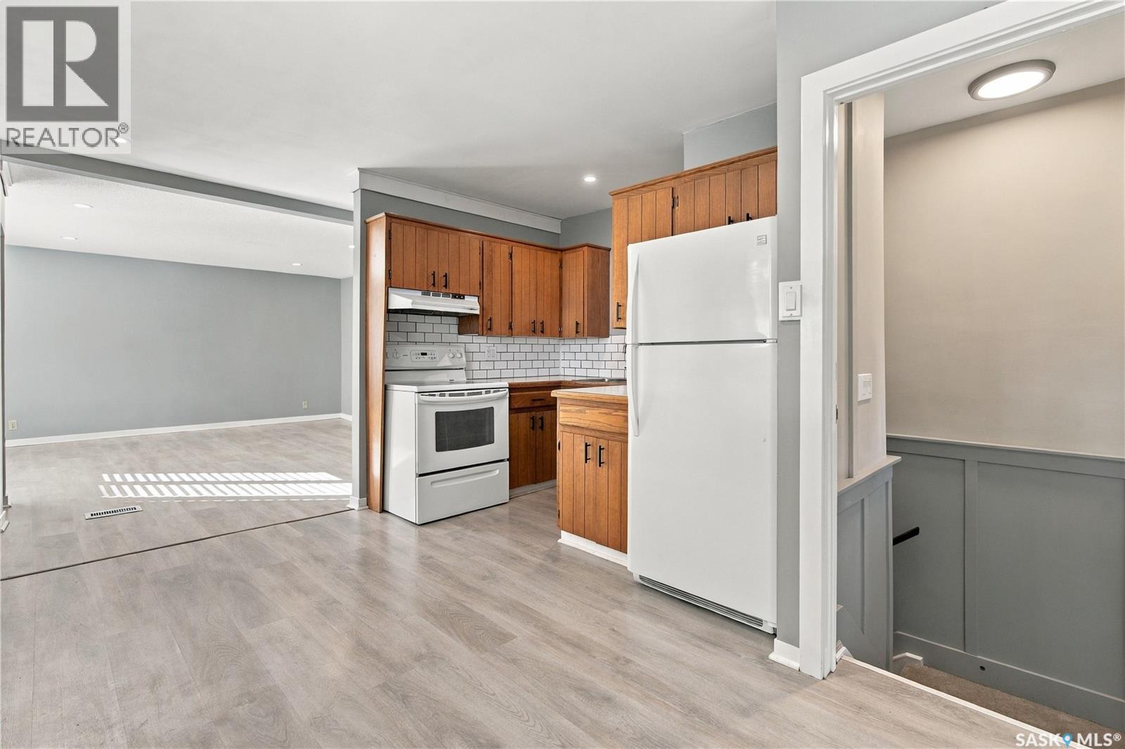 328 College AVENUE E, Regina — photo 11