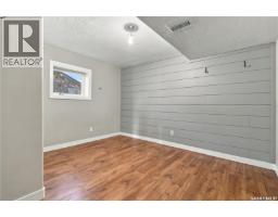 328 College Avenue E, Regina, SK S4N0V8 Photo 28