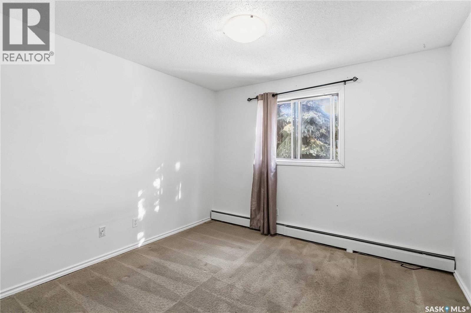 #201-A1 1121 McKercher DRIVE - 19