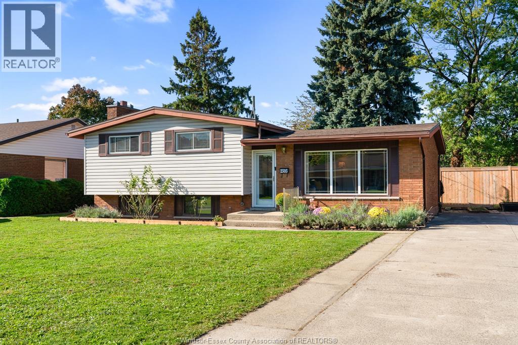 2505 LONGFELLOW - 2