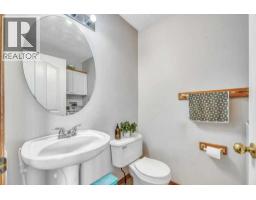 118 Tarington Close NE - photo 26