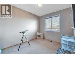 118 Tarington Close NE - photo 33