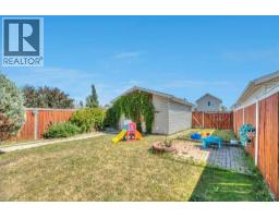 118 Tarington Close NE - photo 7